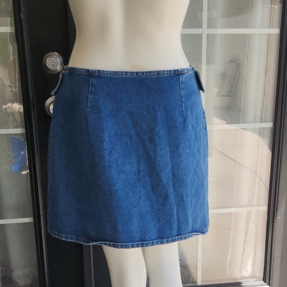 VTG 90s GUESS Buckle Wrap Denim Skirt - Picture 4 of 7